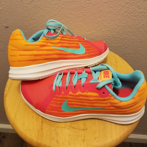 NIKE Downshifter 8 Fade GS Solar Red - Picture 5 of 8